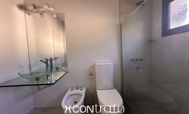 Casa 3 dormitorios con galería y cochera doble – Villa Warcalde  - Zona de clubes