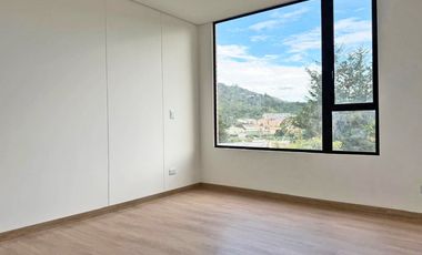 Vendo moderno apto para estrenar en El Retiro a 5 minutos del parque