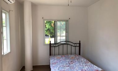 Venta de 1 Casa y 2 Apartamentos de Playa en Coronado