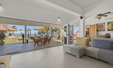 Casa Frente al Mar en Malibú Panamá