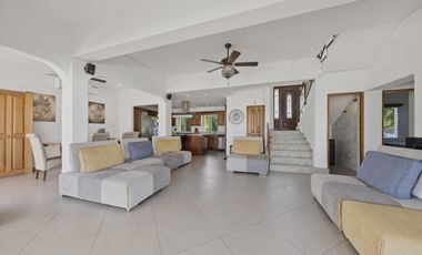 Casa Frente al Mar en Malibú Panamá