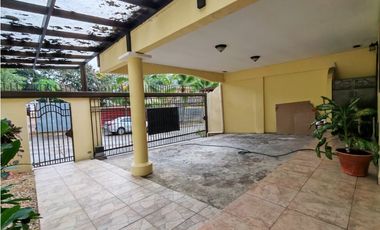 Casa en Venta en Ancón | Amplios espacios 348 m2 CT
