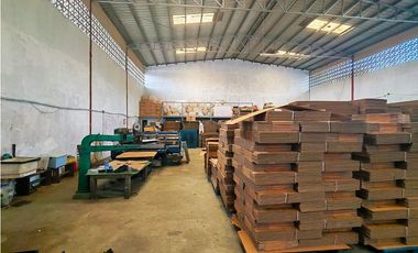Galera en Venta en Pueblo Nuevo 800 m2 CT