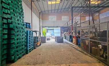 Galera en Venta en Pueblo Nuevo 800 m2 CT