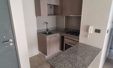 INCUYE GASTOS COMUNES. 2 DORMITORIOS 2 BAÑOS + EST Y BOD