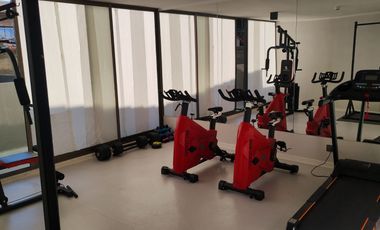 INCUYE GASTOS COMUNES. 2 DORMITORIOS 2 BAÑOS + EST Y BOD