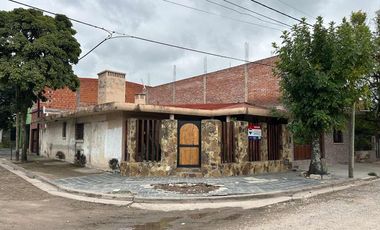 Venta casa 3 dormitorios en San Pedrito