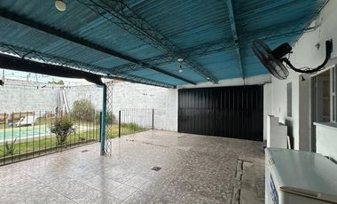 VENTA CASA 239.80M2 2 HAB - B° ALTO COMEDERO
