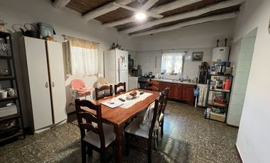 CASA ANTIGUA RECICLADA CALLE 6 Y SAN MIGUEL.POCITO