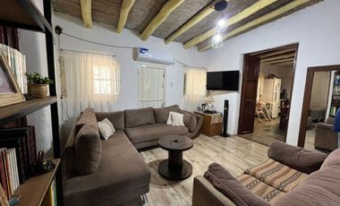 CASA ANTIGUA RECICLADA CALLE 6 Y SAN MIGUEL.POCITO