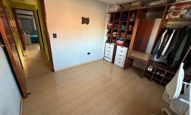 VENTA AMPLIA CASA 4 AMB. TERRAZA PARRILLA COCHERAS