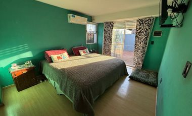 VENTA AMPLIA CASA 4 AMB. TERRAZA PARRILLA COCHERAS