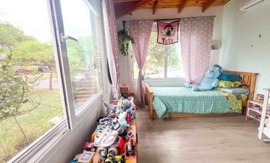 VENTA CASA 6 AMBIENTES SANTA ELENA PILETA CAVA