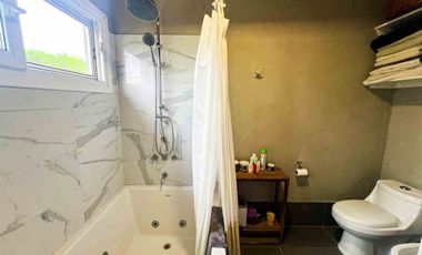 VENTA CASA 6 AMBIENTES SANTA ELENA PILETA CAVA
