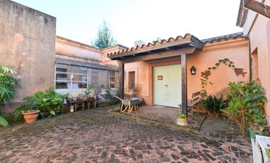 CASA EN VENTA EN BARRIO CERRADO LA CHELTONIA