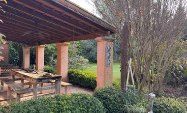 CASA EN VENTA EN BARRIO CERRADO LA CHELTONIA