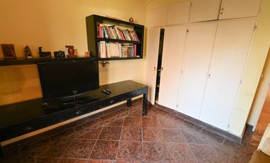 CASA EN VENTA EN BARRIO CERRADO LA CHELTONIA