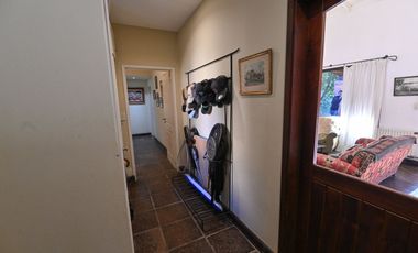 CASA EN VENTA EN BARRIO CERRADO LA CHELTONIA