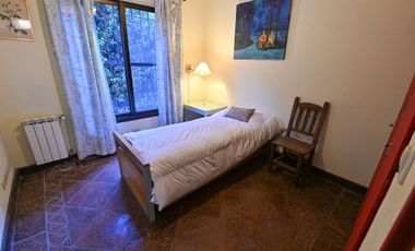 CASA EN VENTA EN BARRIO CERRADO LA CHELTONIA