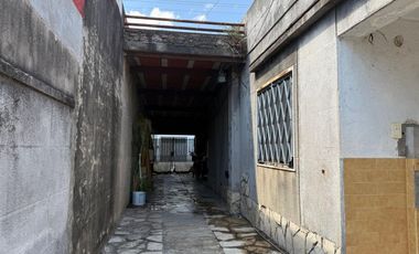 VENTA MORÓN CASA MULTIFAMILIAR 6 AMB COCHERA