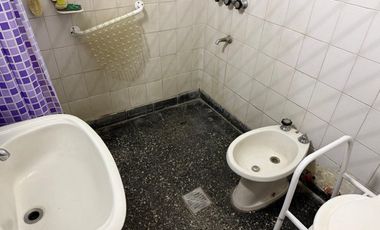 VENTA MORÓN CASA MULTIFAMILIAR 6 AMB COCHERA