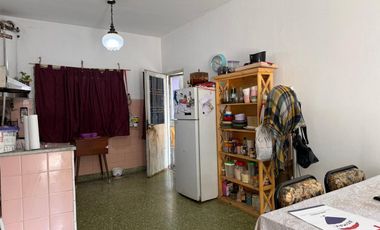 VENTA MORÓN CASA MULTIFAMILIAR 6 AMB COCHERA