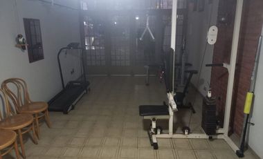 CASA 4 DORMITORIOS EN EL CENTRO DE JUNÍN!