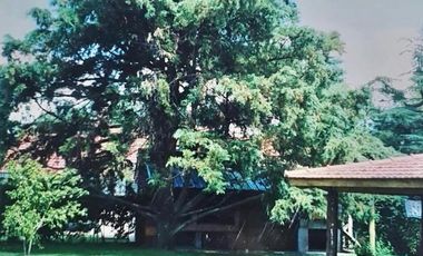VENTA DE CASA CON PISCINA EN SAN MIGUEL DEL MONTE