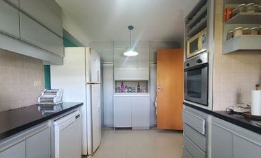 CASA EN VENTA 4 DORMITORIOS EN CITY BELL+ PILETA