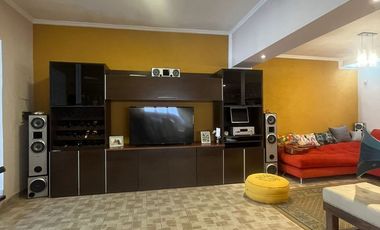 VENTA CASA 2 DORM. CON PILETA