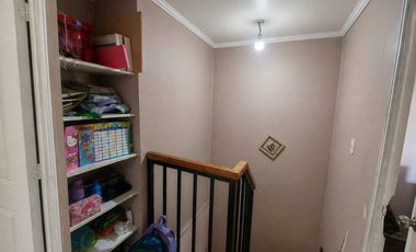 CASA EN VENTA RENCA 4D 3B JARDIN PONIENTE