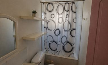 CASA EN VENTA RENCA 4D 3B JARDIN PONIENTE