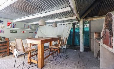 VENTA CASA QUINTA 20 DE JUNIO ZONA OESTE GBA