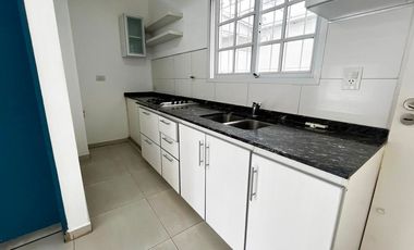DUPLEX EN ALQUILER 3AMB RAMOS MEJIA CON PATIO