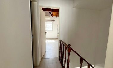 DUPLEX EN ALQUILER 3AMB RAMOS MEJIA CON PATIO