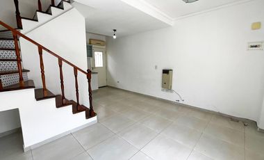 DUPLEX EN ALQUILER 3AMB RAMOS MEJIA CON PATIO