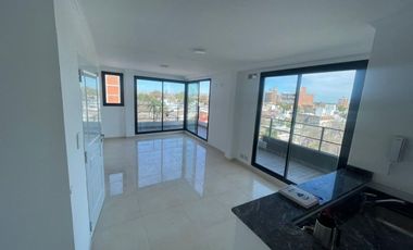 DEPARTAMENTO A LA VENTA C/COCHERA Y AMPLIO BALCÓN