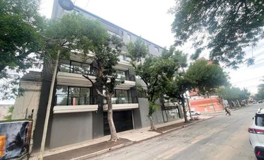 DEPARTAMENTO A LA VENTA C/COCHERA Y AMPLIO BALCÓN