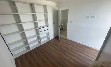 DEPARTAMENTO A LA VENTA C/COCHERA Y AMPLIO BALCÓN