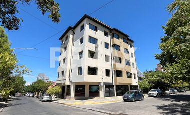 DEPARTAMENTO 2 DORMITORIOS Y 2 COCHERAS EN VENTA