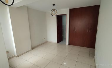 Departamento a la Venta en Elio Cercado de Lima
