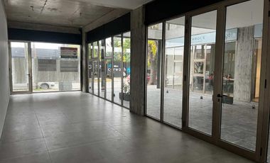 LOCAL EN ALQUILER 138 Y 485 DISTRITO GORINA
