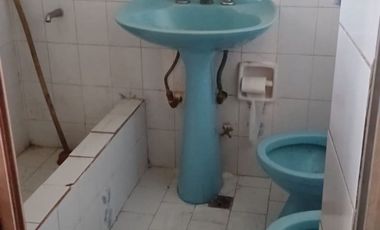 Casa 5 ambientes venta Villa Dominico Oportunidad