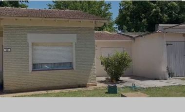 VENTA CASA EN GRAL. LAS HERAS -BS.AS-LOTE 1.050 m2