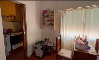VENTA CASA EN GRAL. LAS HERAS -BS.AS-LOTE 1.050 m2
