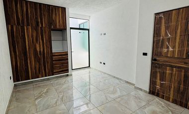 Casa en venta en Fracc. San Miguel- Coatepec- 2 habitaciones en 1 sólo nivel