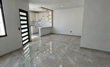 Casa en venta en Fracc. San Miguel- Coatepec- 2 habitaciones en 1 sólo nivel