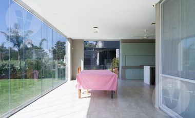 Casa en venta y alquiler - Barrio La Providencia, Canning