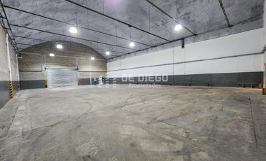 Deposito en alquiler 490 m2, predio con seguridad, Olivos Vicente Lopez