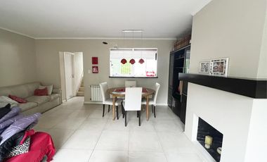 Casa en Divino Rostro